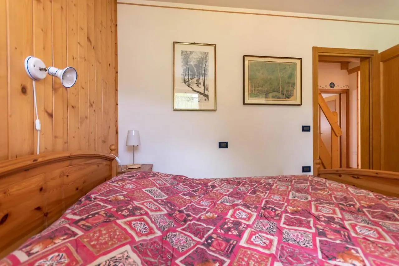 Condominio Orsa Maggiore 12 Falcade Daire